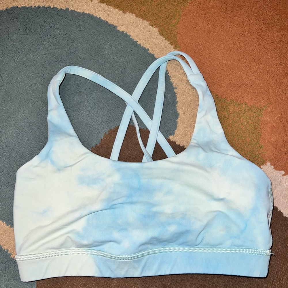Lululemon sports bra